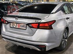 نيسان ألتيما